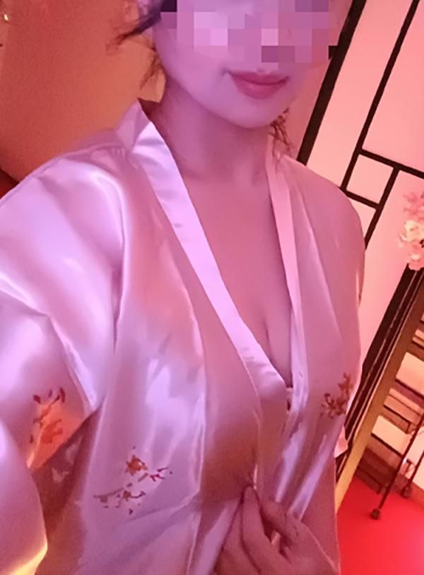 あやな